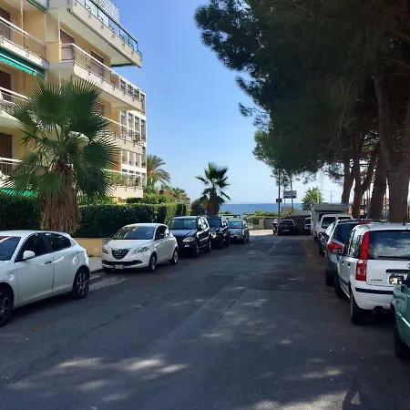 Casa Matuzia A 100m Dal Mare Bilocale Moderno Foce *