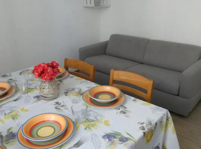 Casa Matuzia A 100m Dal Mare Bilocale Moderno Foce